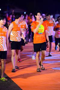 BIB: 211
                            <button type="button" onclick="openModal(23116681)" class="btn btn-primary btn-sm float-right btn-popup" data-toggle="modal" data-target=".modal-high-quality">
                        <i class="fas fa-shopping-cart"></i> Add to Cart
                    </button>
                                            <button type="button" onclick="isThisMe(23116681, true)" class="btn btn-success btn-sm float-right btn-popup btn-isme hidden" data-toggle="tooltip" data-placement="bottom" title="นี่คือรูปของคุณใช่ไหม คลิกที่นี่เพื่อเอาเข้าอัลบั้ม">
                        <i class="fas fa-plus"></i> Add to album
                    </button>
                    <button type="button" onclick="isThisMe(23116681, false)" class="btn btn-warning btn-sm float-right btn-popup btn-isnotme hidden">
                        <i class="fas fa-ban"></i> Remove from album
                    </button>